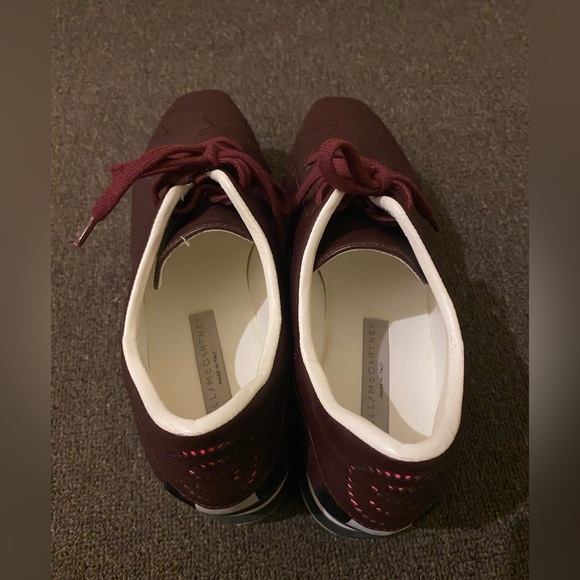 Stella McCartney Elyse Star Platform Sneaker in purple - Picture 3 of 5